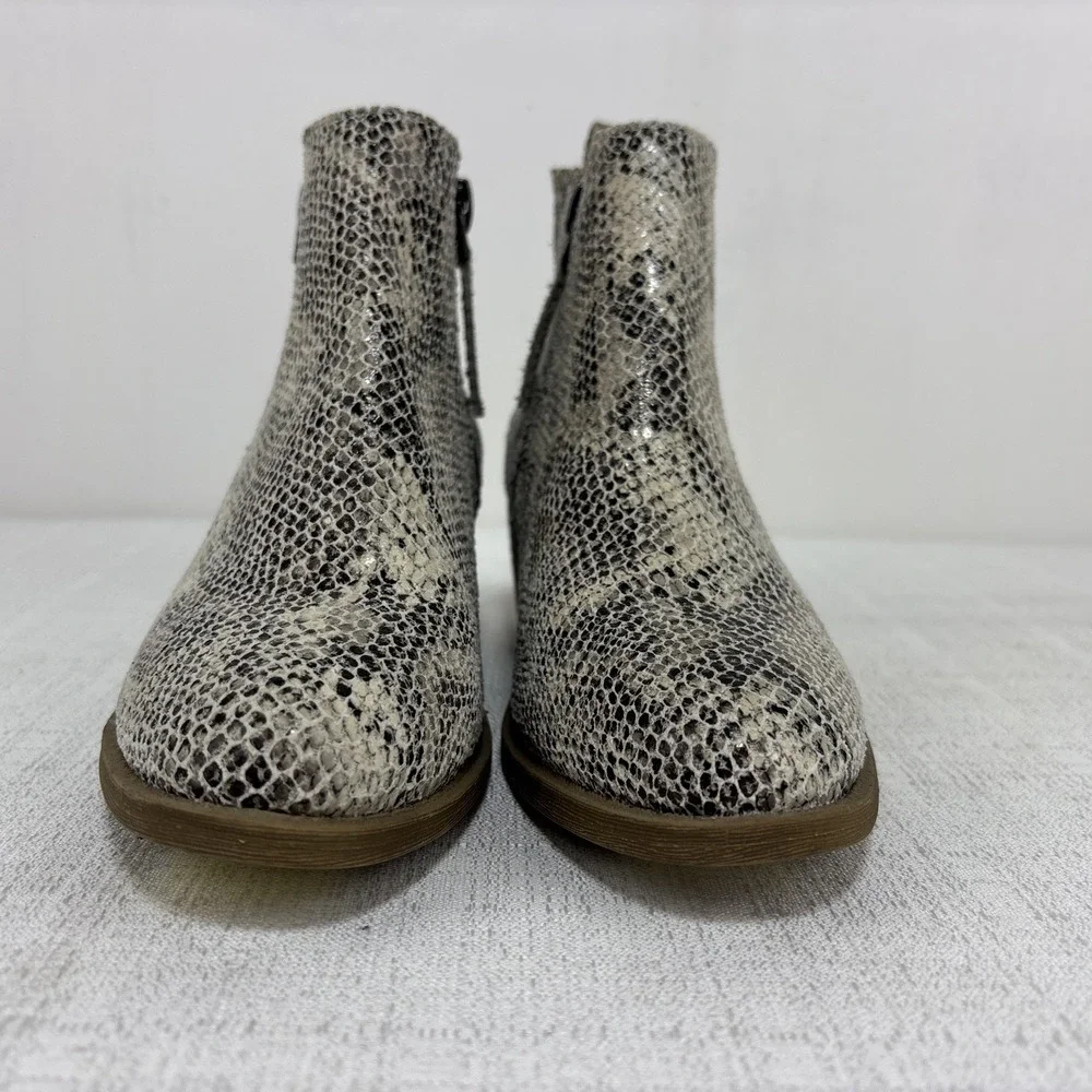 Very G Snake Skin Booties Women's Size 6 Animal Print‎ Mobwife Boots NEW
